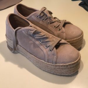 Steve Madden platform sneaker